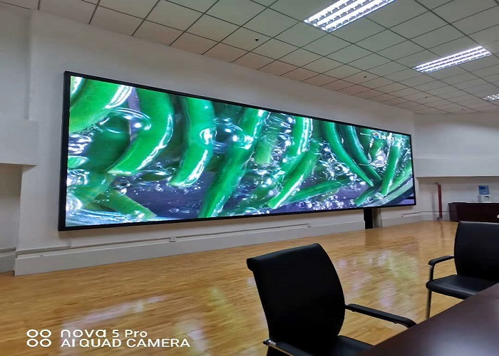 室內全彩LED顯示屏